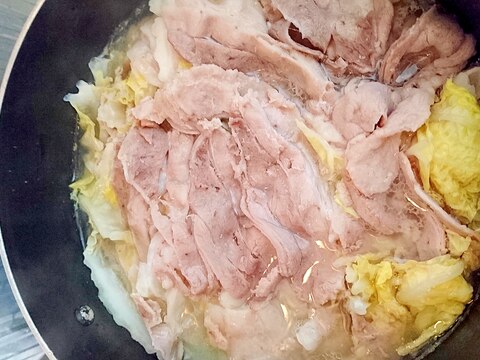 ★白菜と豚肉のミルフィーユ鍋★